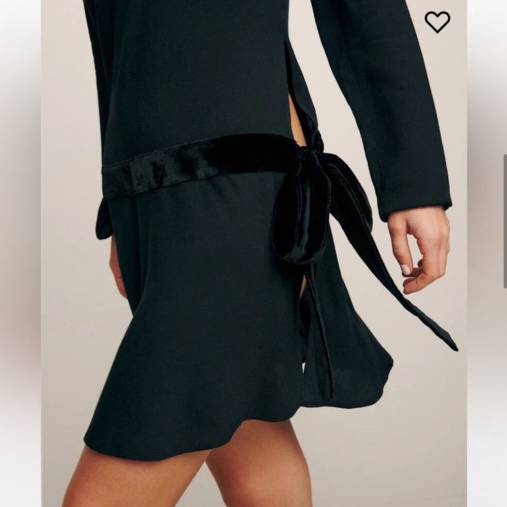 RARE Reformation x Camille Rowe Eleri
Mini Dress - Black - Picture 2 of 8